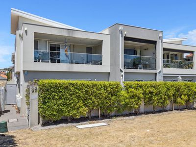 8/90 Albert Street, Osborne Park