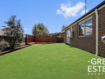 43 Merritt Avenue, Cranbourne West