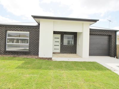 6A Nagle Drive, Belmont