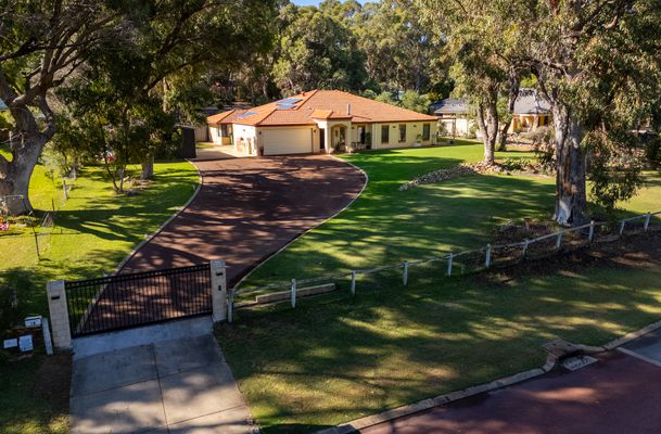 18 Oak Way, Baldivis