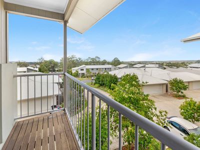 9 / 2 MARGARET STREET, Pimpama