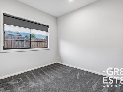 2 / 8 Ardmore Street, Cranbourne
