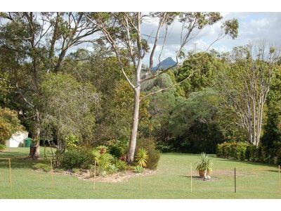 5 Fantail Crescent, Cooroy