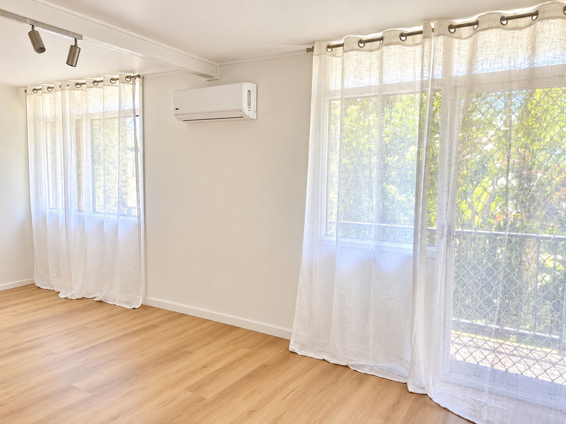 5 / 107A Frank Street, Labrador