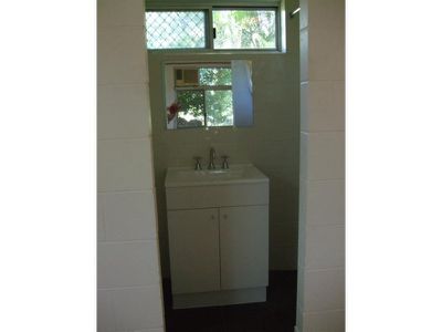 1 / 10 Howard, Cooktown