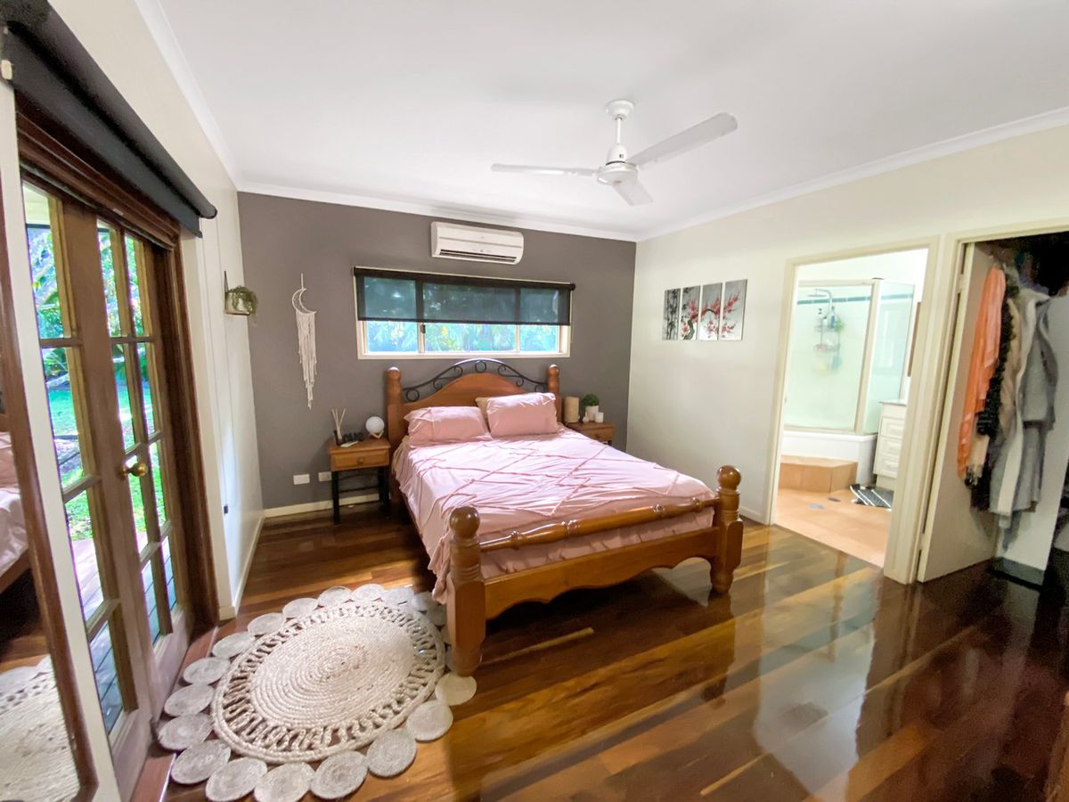 31 Mountain View Drive, Atherton