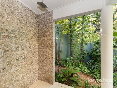 6 Coolullah Court, Annandale