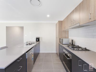 2 Eucalyptus Close, Hamlyn Terrace