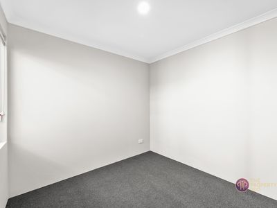 15 Gainford Way, Ridgewood