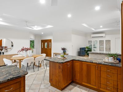 10-12 Lichen Close, Redlynch