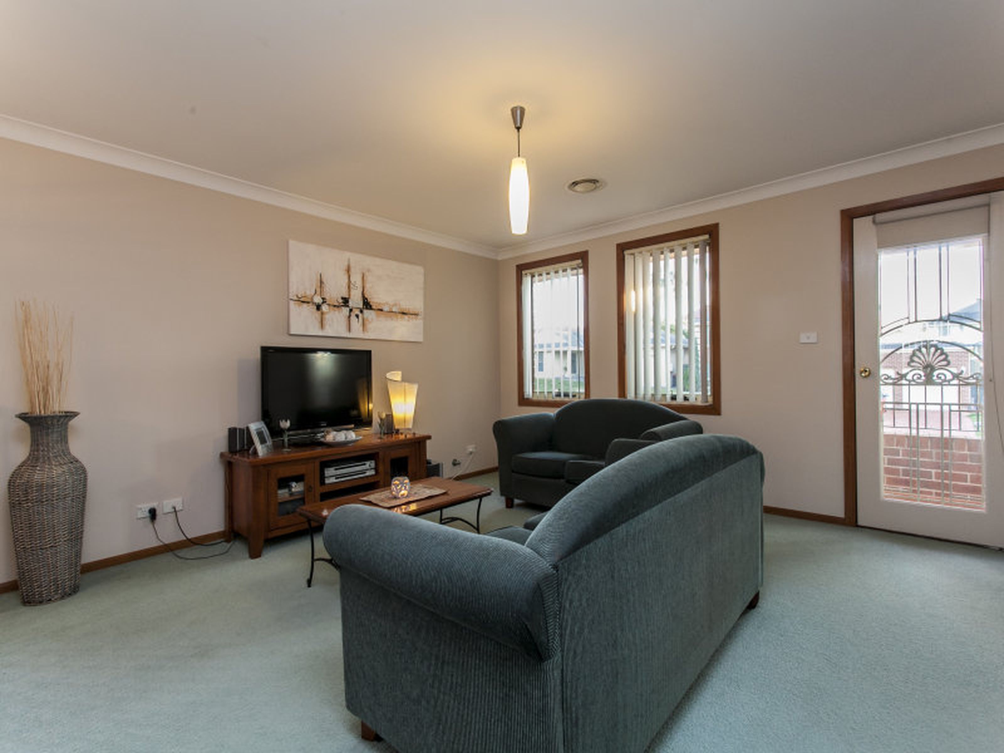 162 Ridgetop Drive, GLENMORE PARK