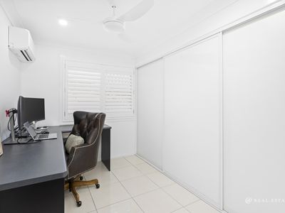 6 Coolwaters Esplanade, Kinka Beach