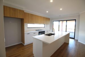 38 Stockman Circuit, Thurgoona