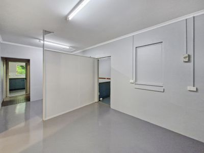 1 Tolga Road , Atherton