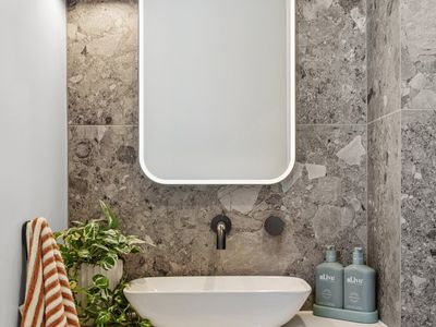 2 / 1A Palkana Drive, Warana