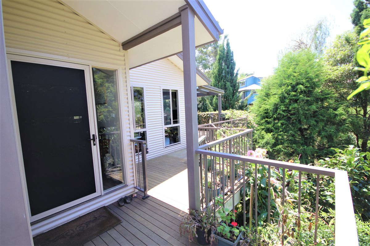 2 Mitchell Place, Narooma