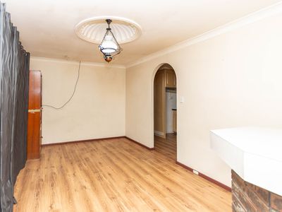 7 Mitchell Crescent, Middle Swan