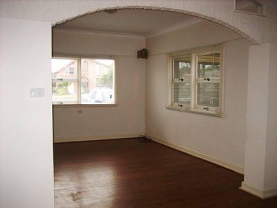 10 Acacia St, Windang