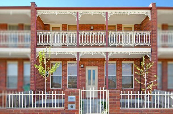 32 Athol Ave, Roxburgh Park