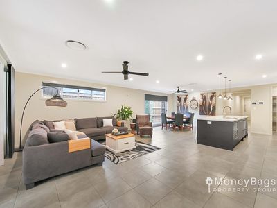 49 Portree Loop, Jimboomba