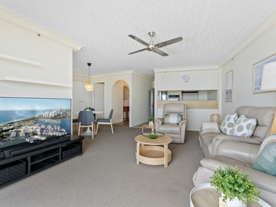 9E / 973 Gold Coast Highway, Palm Beach