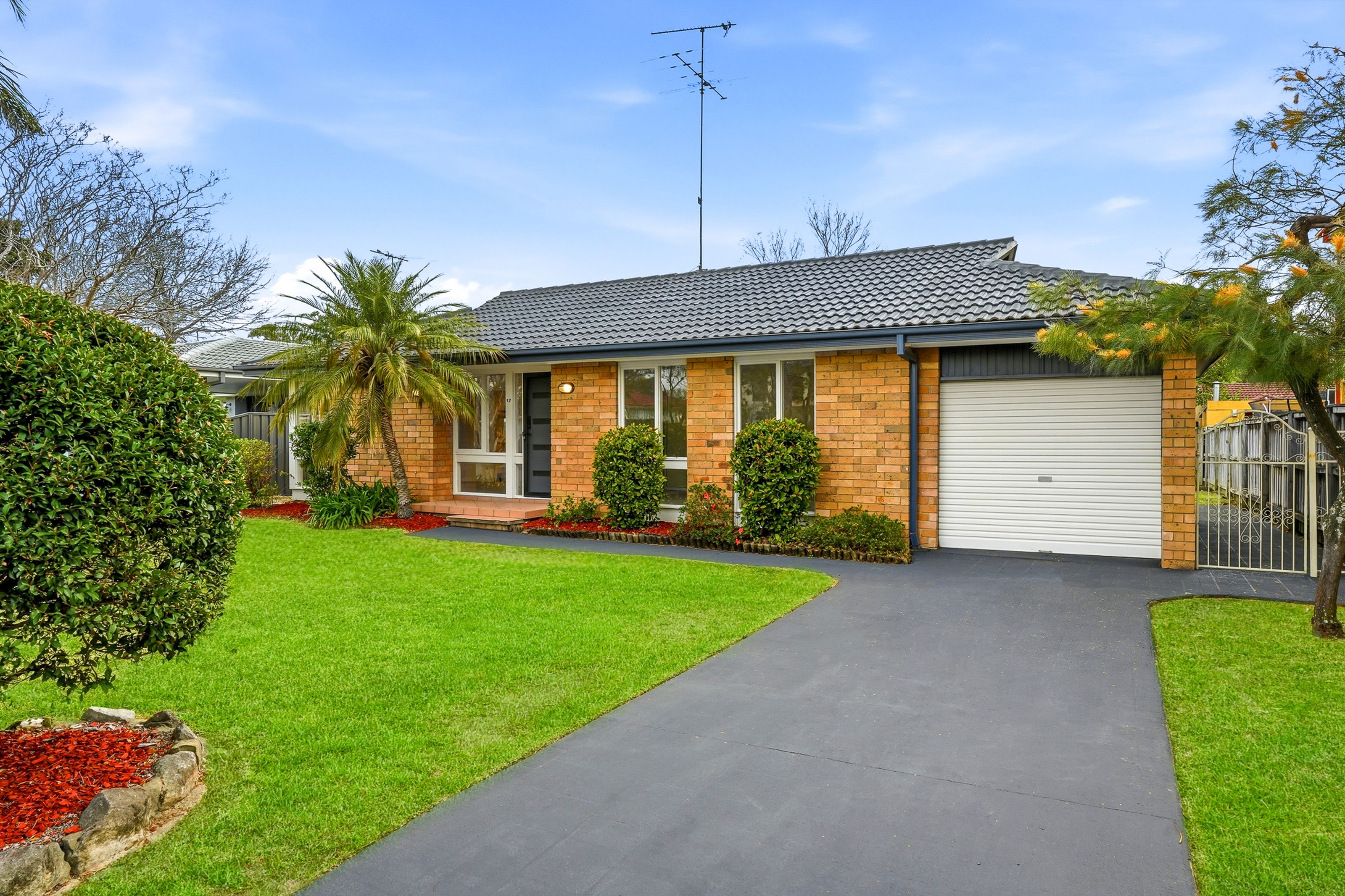 17 Glenmore Place, SOUTH PENRITH