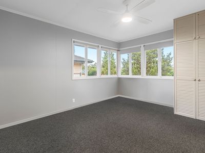 50 Crater Street, Inala