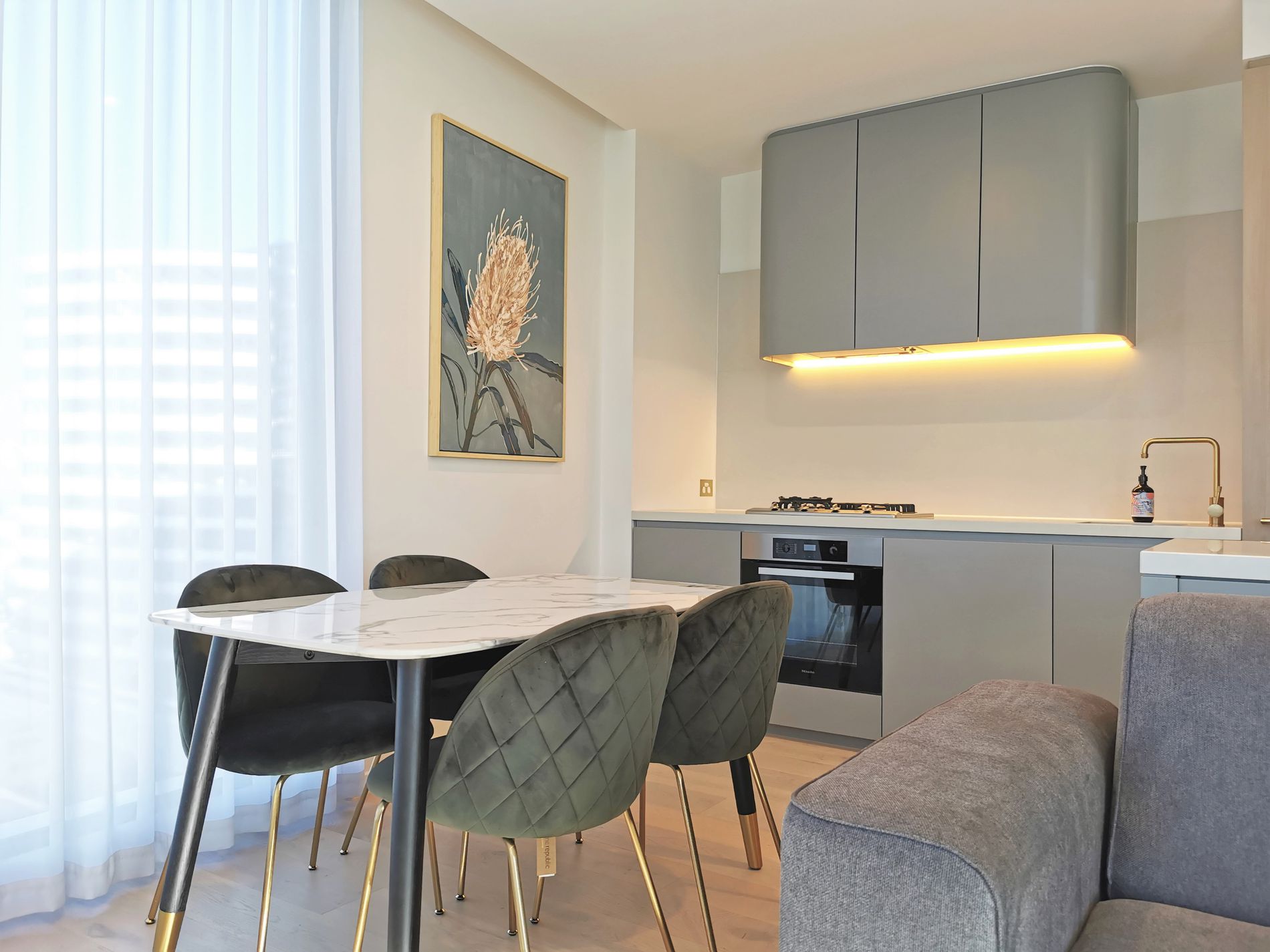 608 / 25 O'Sullivan Road, Glen Waverley