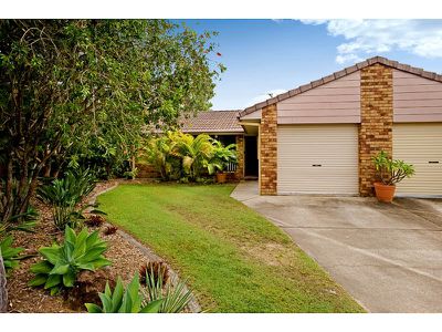 2 / 3 Illusion Ct, Oxenford