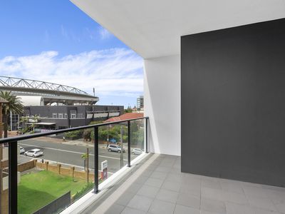 305 / 16 Burelli Street, Wollongong
