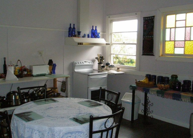 21 Beach Rd, Dutton Way
