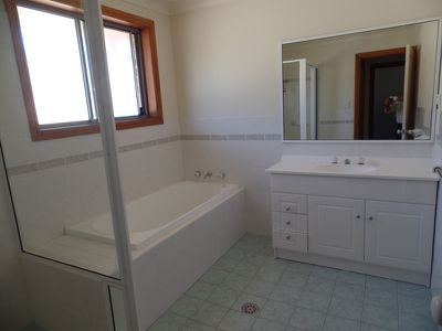 10 / 3 Turner Place, Casula