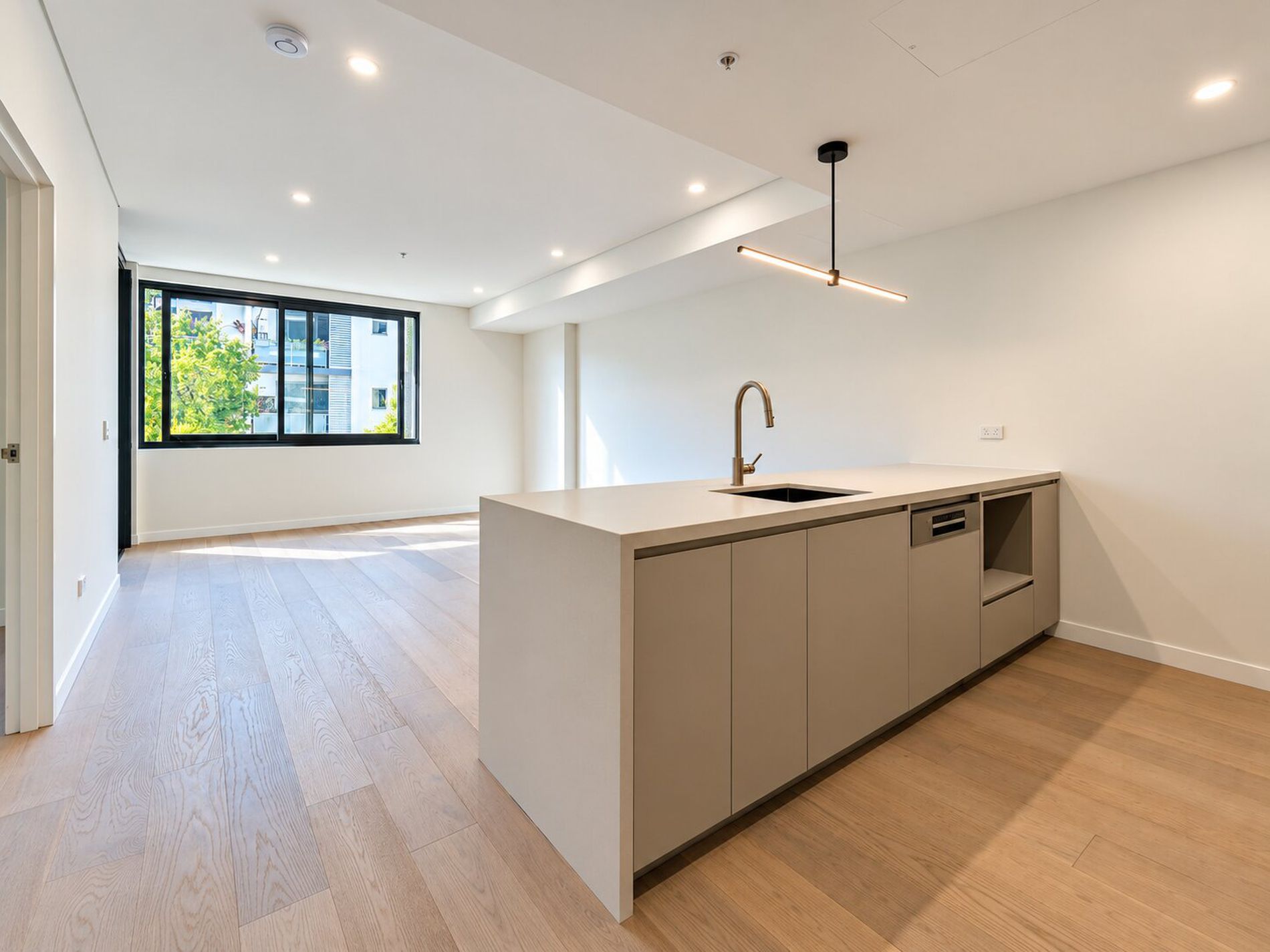 411 / 219-231 Botany Road, Waterloo