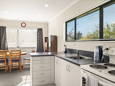 33 Bourke Street, Waikouaiti