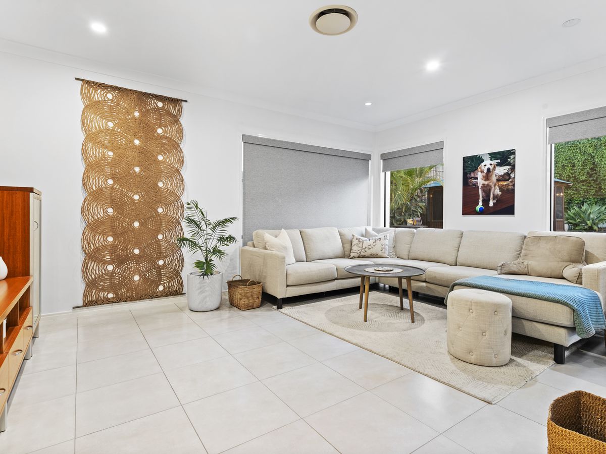 65 Booloumba Crescent, Forest Lake