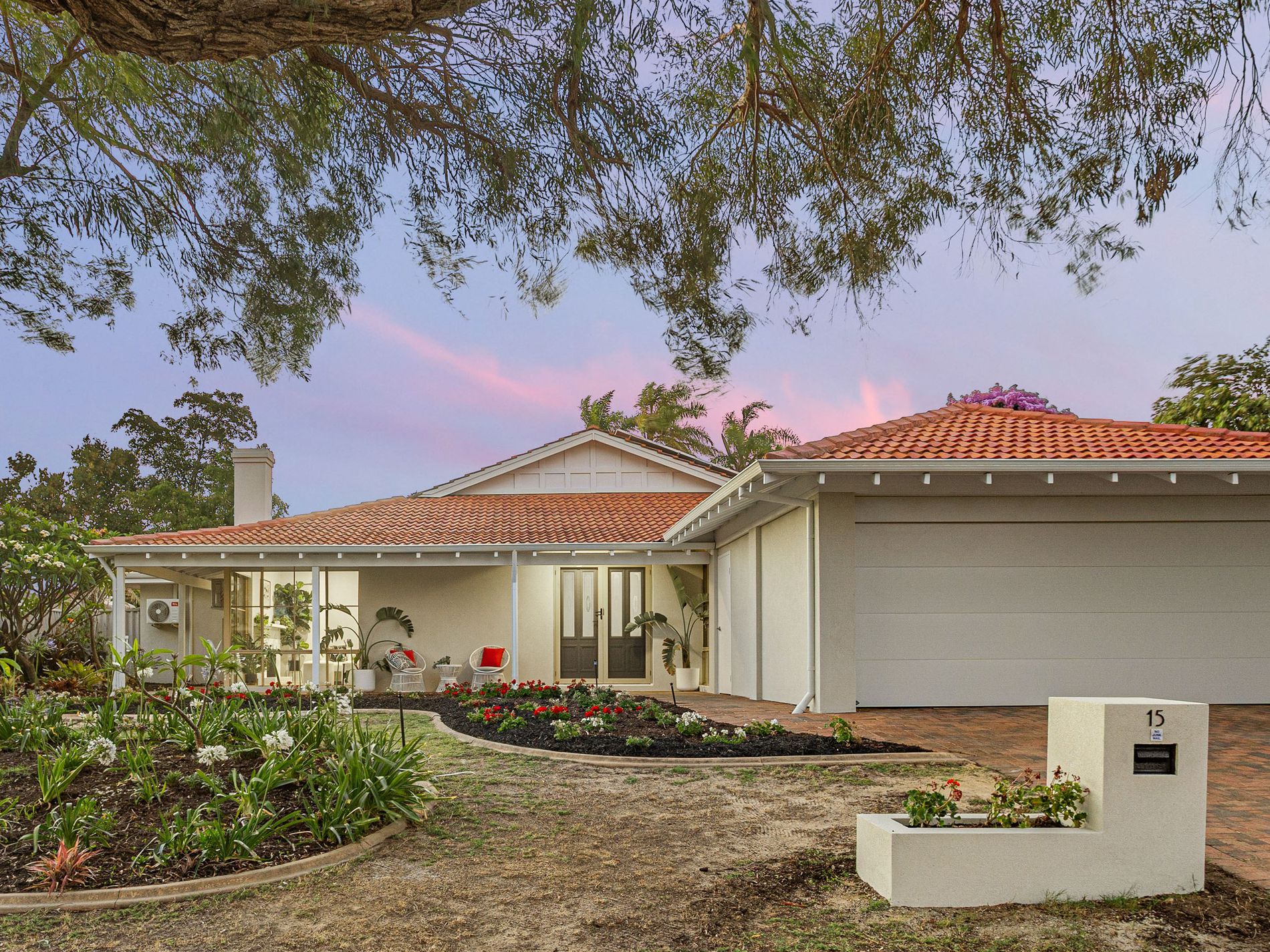 15 Kirwan Way, Winthrop