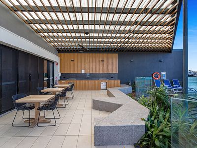 7 Marina Court, Hope Island