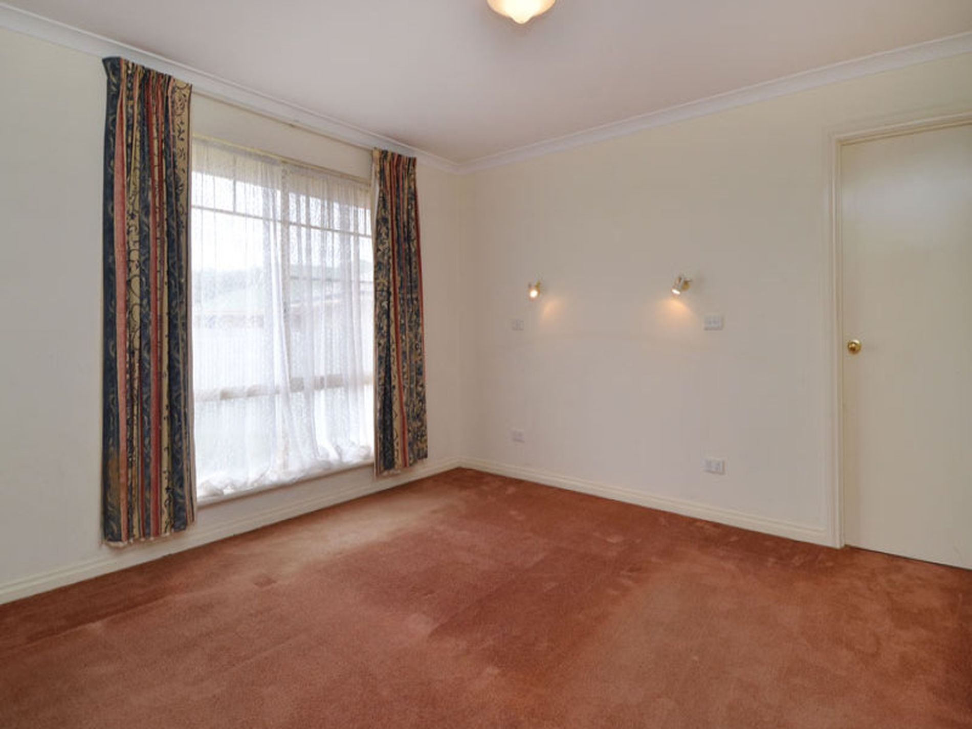 33 Mosconi Circle, Somerville