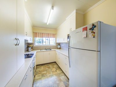 54 River Road, Kingaroy