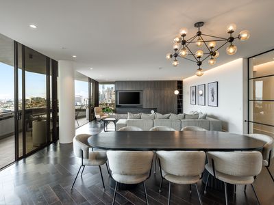 1803 / 7 Chester Street, Newstead