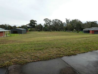 25 - 27 - 27 Scarlett Street, Avenel