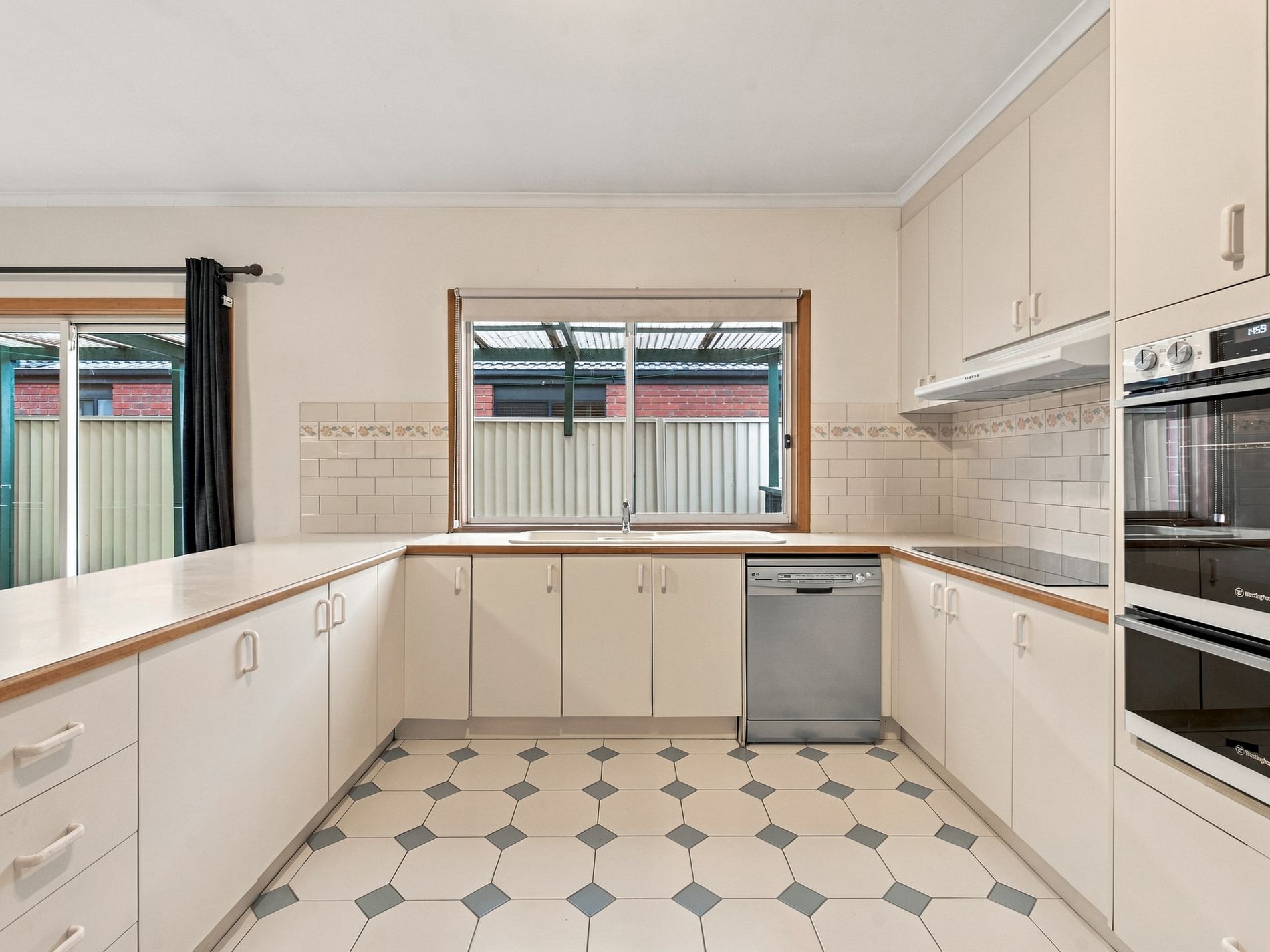 7 Quinn Court, Altona Meadows