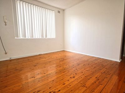 01 / 5 Platts Avenue, Belmore