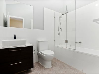 18 / 46 Toongabbie Road, Toongabbie