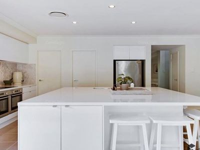 13 Riviera Crescent, Peregian Springs