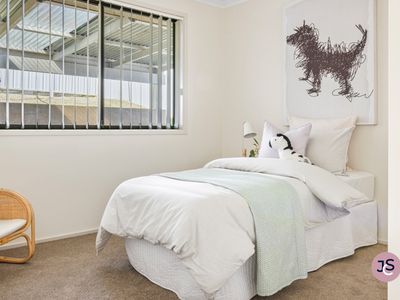 9 Lawson Road, Macquarie Hills