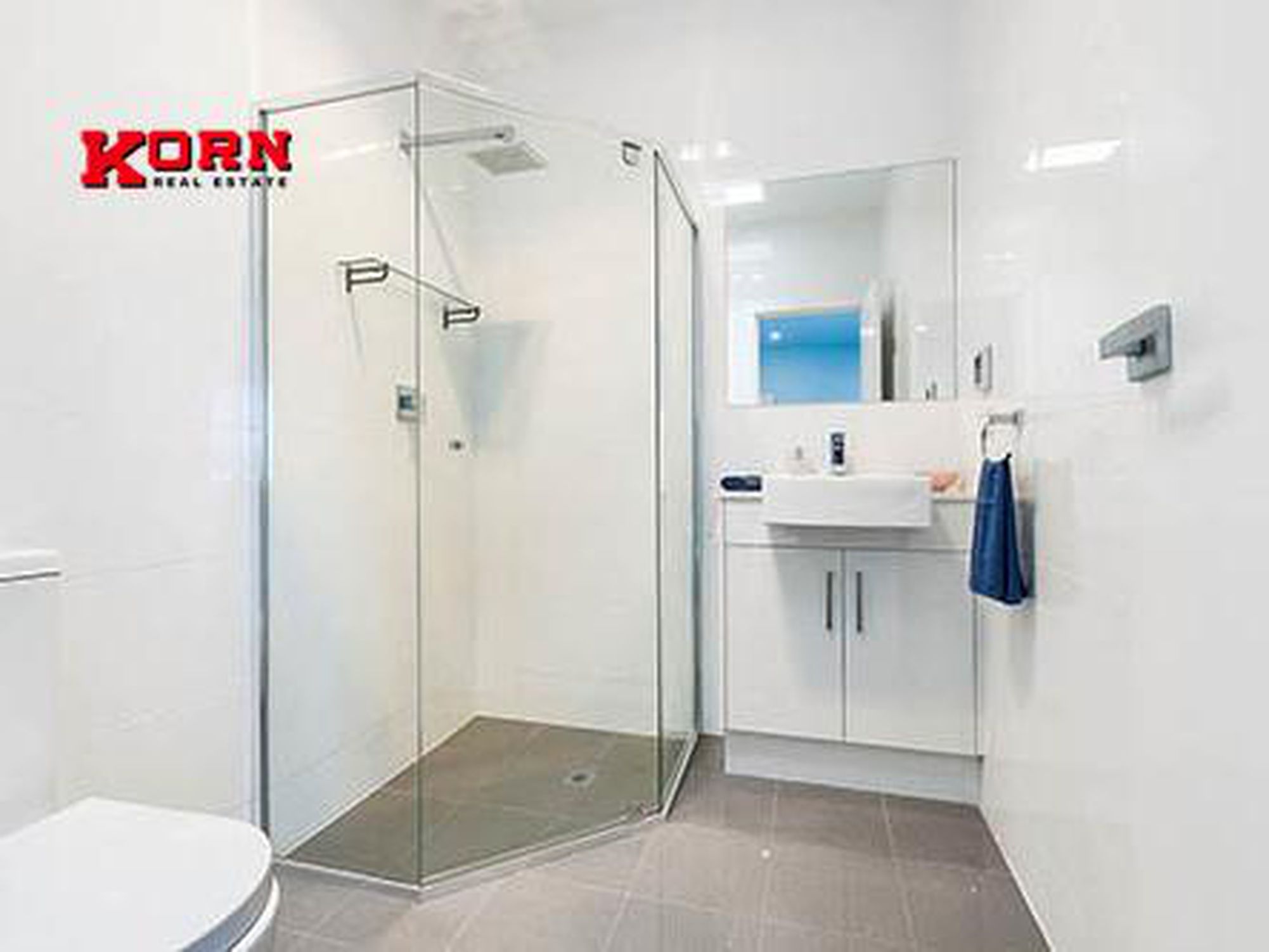 6A Jacaranda Grove, Oaklands Park
