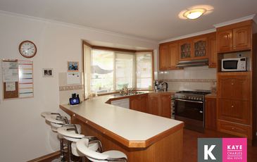 21 Grange Circuit, Beaconsfield