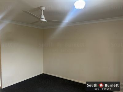1 / 18 Savoy Court, Kingaroy