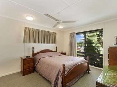 42 Blaxland Crescent, Vincent
